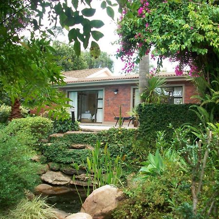 Aziza Guest House George Exterior photo