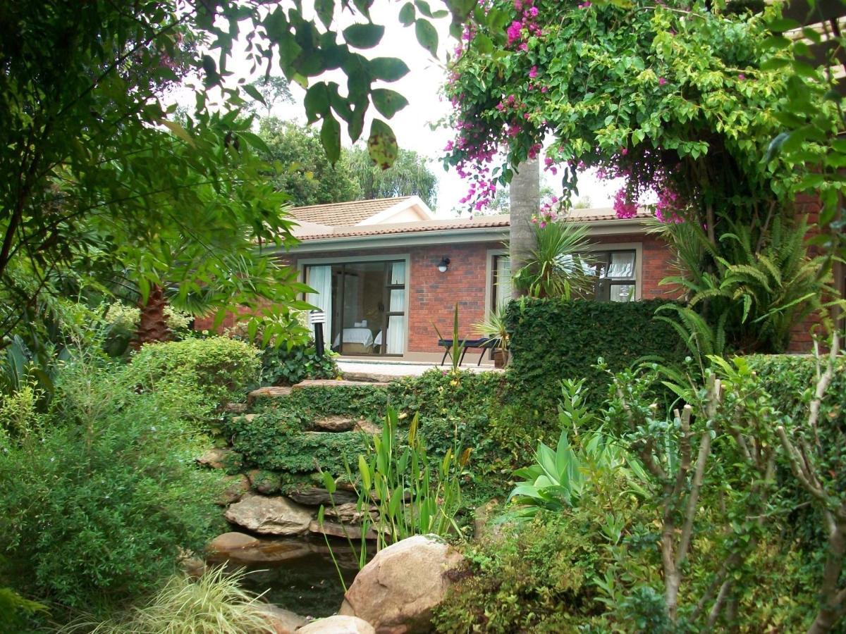 Aziza Guest House George Exterior photo